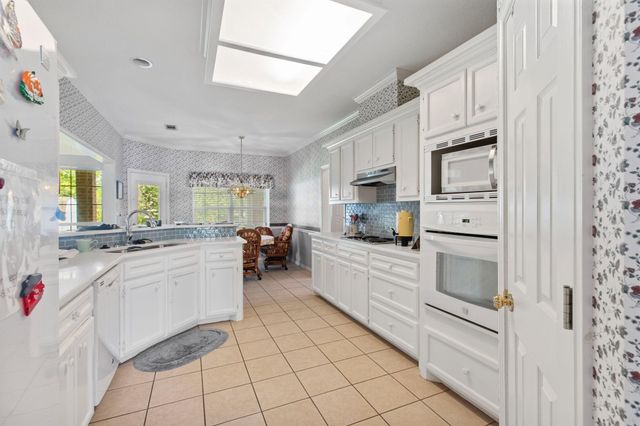508 Shire Drive, College Station, TX 77845