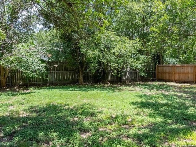 514 E BANDERA RD, Boerne, TX 78006