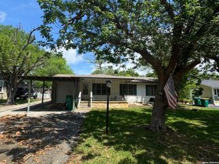 514 E BANDERA RD, Boerne, TX 78006