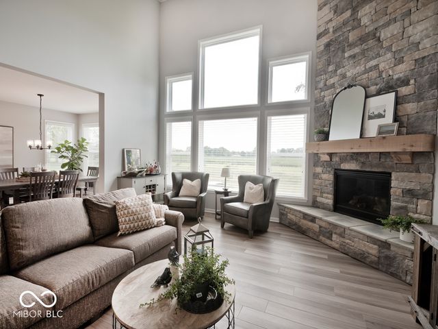 6475 Teakwood Way, Mccordsville, IN 46055