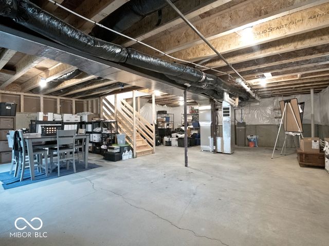 6475 Teakwood Way, Mccordsville, IN 46055