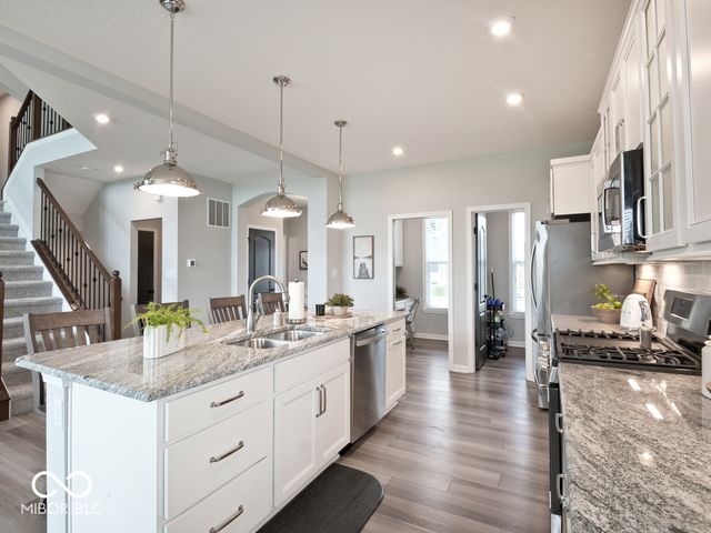 6475 Teakwood Way, Mccordsville, IN 46055