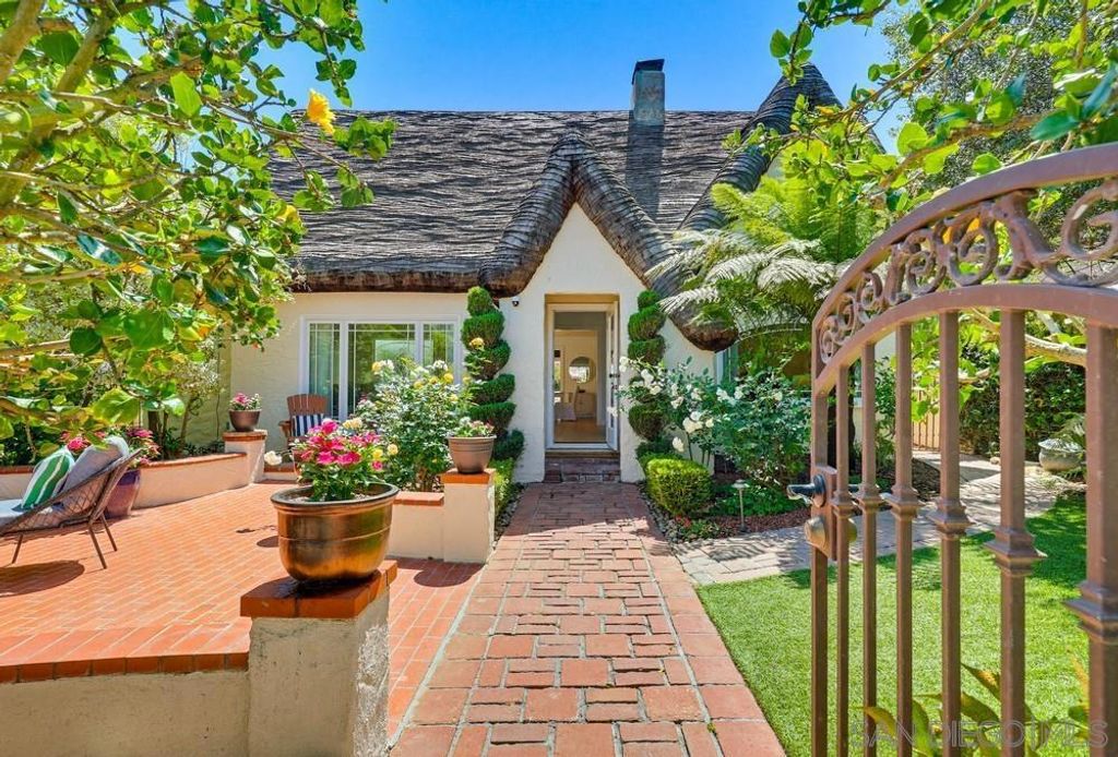 Image 27 of property listing at 4319 Del Mar Avenue, San Diego, CA 92107