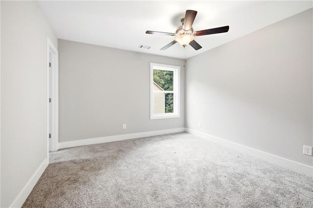 318 Stonington Drive, Mount Airy, GA 30563