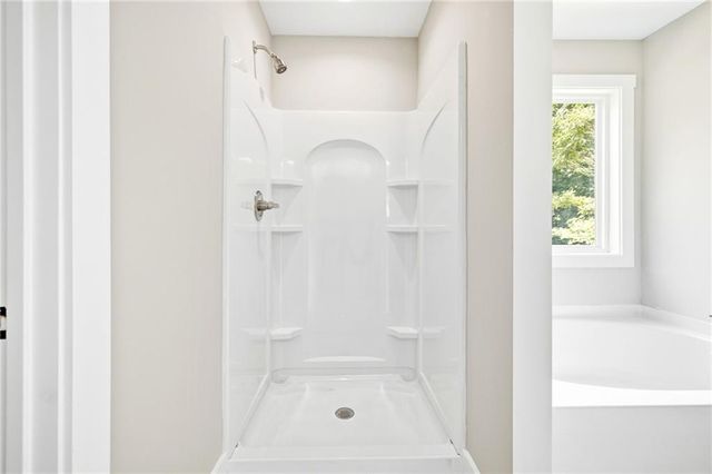 318 Stonington Drive, Mount Airy, GA 30563