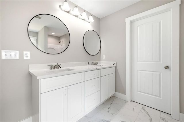 318 Stonington Drive, Mount Airy, GA 30563