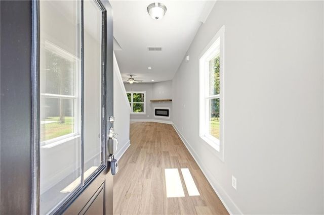 318 Stonington Drive, Mount Airy, GA 30563