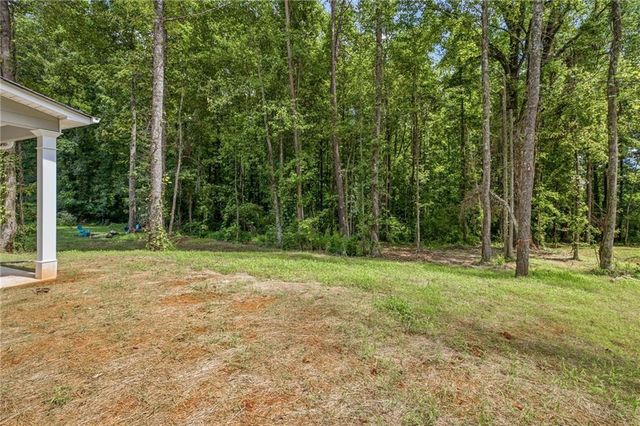 318 Stonington Drive, Mount Airy, GA 30563