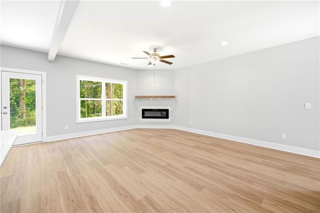 318 Stonington Drive, Mount Airy, GA 30563