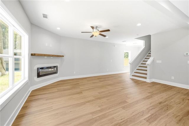318 Stonington Drive, Mount Airy, GA 30563