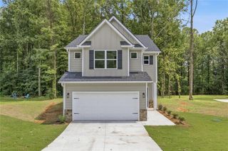 318 Stonington Drive, Mount Airy, GA 30563