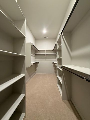 510 Stone Creek Dr, Coahoma, TX 79511