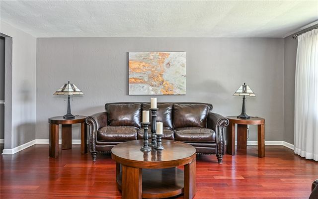 101 Upper Dr, Ross Twp, PA 15214
