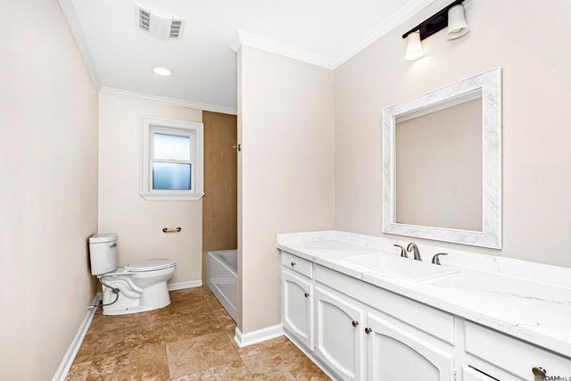 6555 Landmor Dr, Greenwell Springs, LA 70739