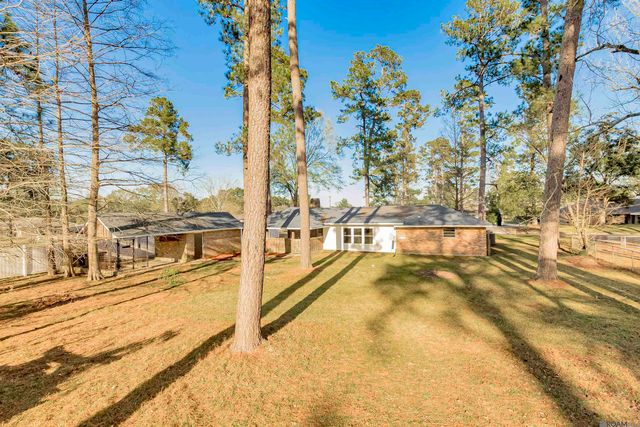 6555 Landmor Dr, Greenwell Springs, LA 70739