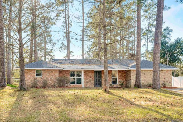 6555 Landmor Dr, Greenwell Springs, LA 70739