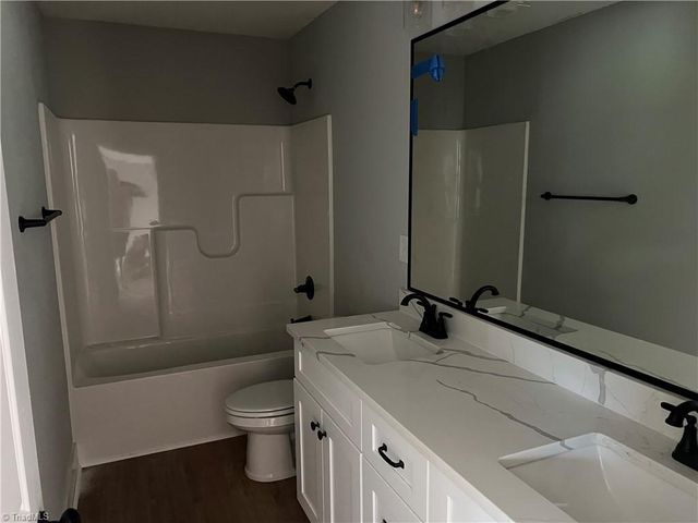 469 Lenalan Drive, Lexington, NC 27295