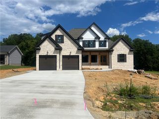 469 Lenalan Drive, Lexington, NC 27295