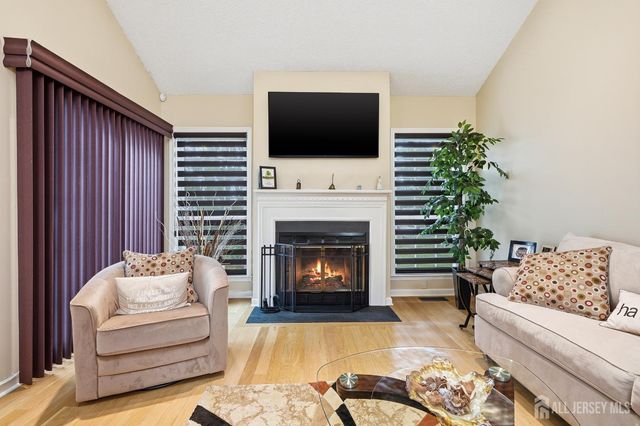 1-C Cambridge Drive, Monroe, NJ 08831