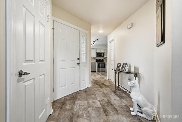 1-C Cambridge Drive, Monroe, NJ 08831