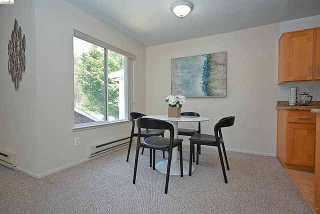 58 Marina Lakes Dr, Richmond, CA 94804