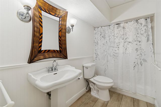 9628 DAVIS ROAD, Tampa, FL 33637