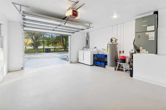 9628 DAVIS ROAD, Tampa, FL 33637