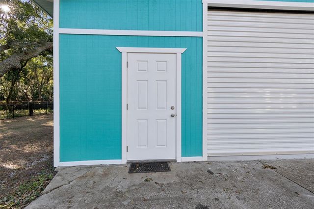 9628 DAVIS ROAD, Tampa, FL 33637