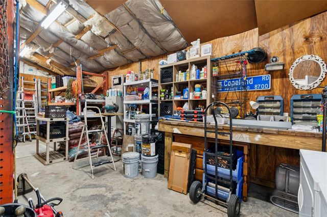 9628 DAVIS ROAD, Tampa, FL 33637