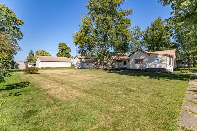 207 N Washington Street, Wanatah, IN 46390