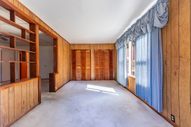 207 N Washington Street, Wanatah, IN 46390