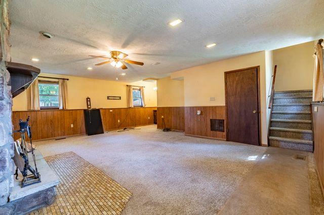 207 N Washington Street, Wanatah, IN 46390