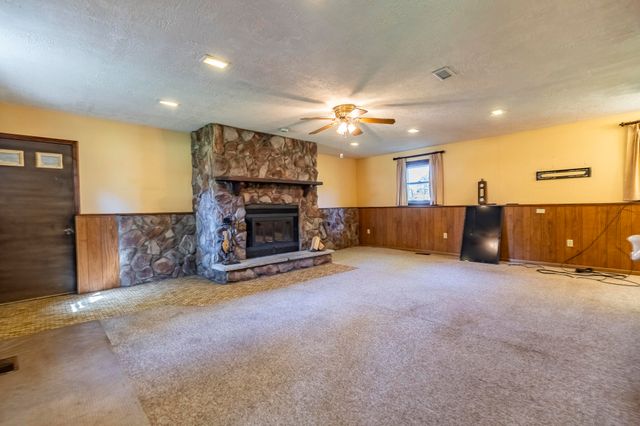 207 N Washington Street, Wanatah, IN 46390