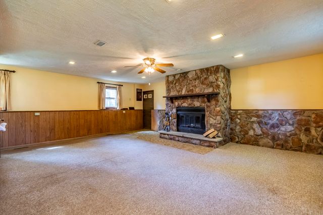 207 N Washington Street, Wanatah, IN 46390