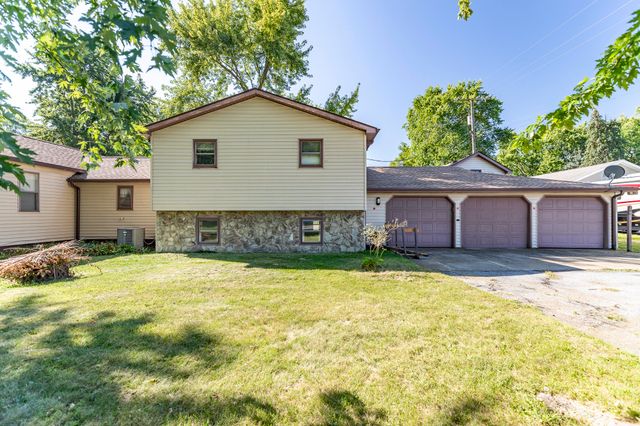 207 N Washington Street, Wanatah, IN 46390