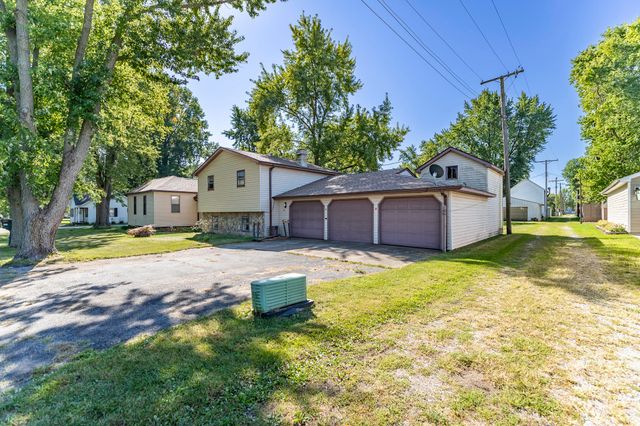 207 N Washington Street, Wanatah, IN 46390