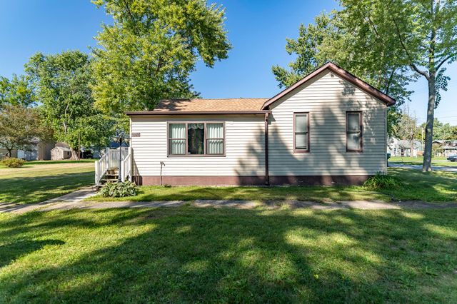 207 N Washington Street, Wanatah, IN 46390