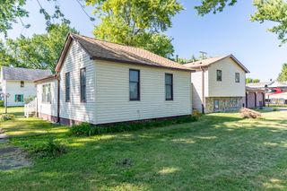 207 N Washington Street, Wanatah, IN 46390