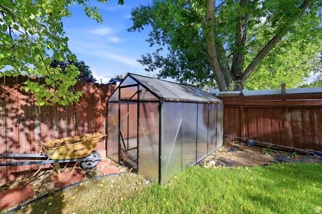 5016 W SHOOTING STAR AVE, West Jordan, UT 84081