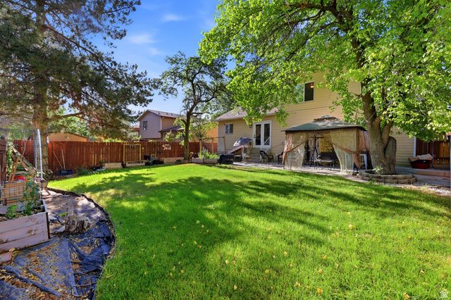 5016 W SHOOTING STAR AVE, West Jordan, UT 84081