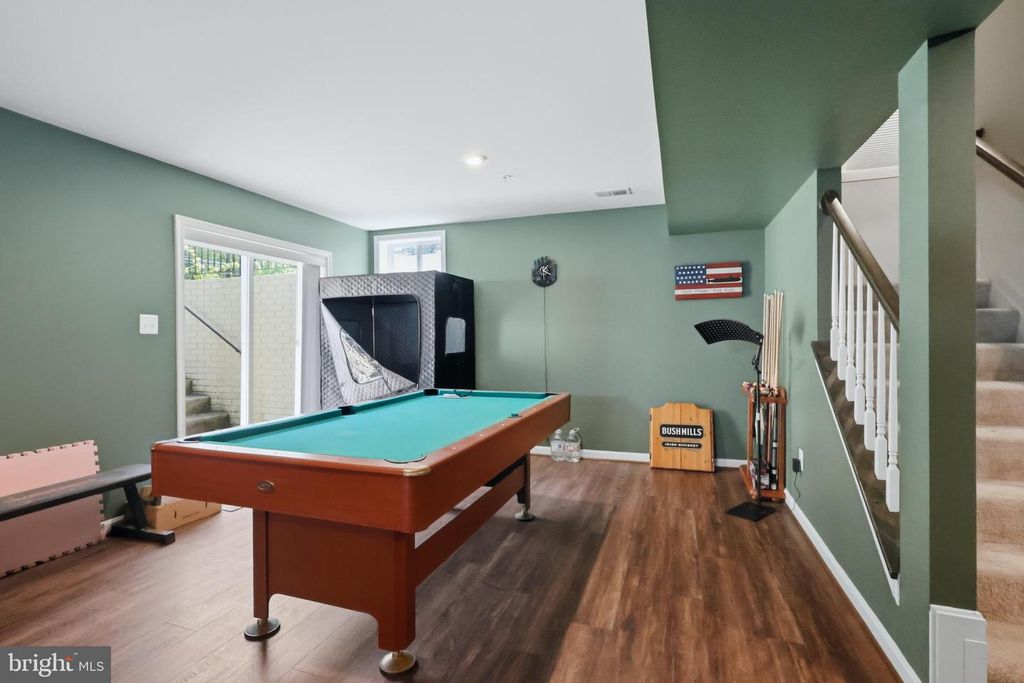 Image 10 of property listing at 20724 HILTON RUN CT, Lexington Park, MD 20653