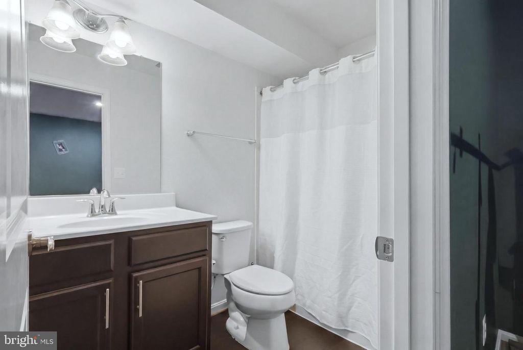 Image 11 of property listing at 20724 HILTON RUN CT, Lexington Park, MD 20653