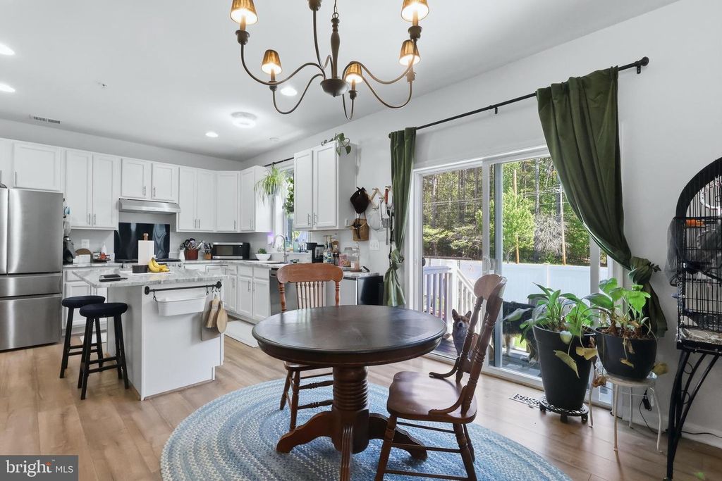 Image 17 of property listing at 20724 HILTON RUN CT, Lexington Park, MD 20653