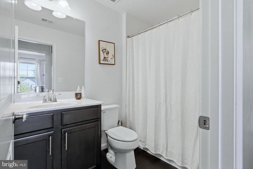 Image 27 of property listing at 20724 HILTON RUN CT, Lexington Park, MD 20653