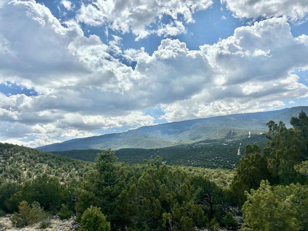 Image 12 of property listing at 36 PRADO Vista, Sandia Park, NM 87047