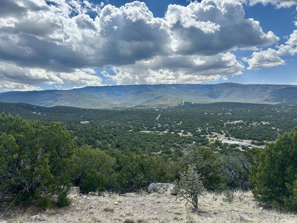 Image 14 of property listing at 36 PRADO Vista, Sandia Park, NM 87047