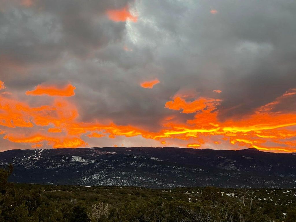 Image 3 of property listing at 36 PRADO Vista, Sandia Park, NM 87047