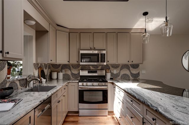 6790 E Exposition Avenue, Denver, CO 80224