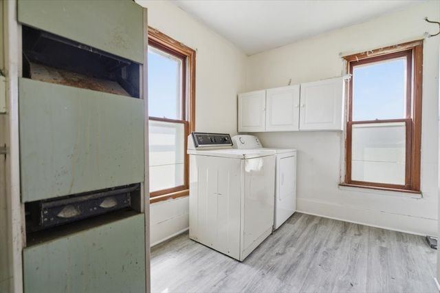 610 Center Street, Grinnell, IA 50112