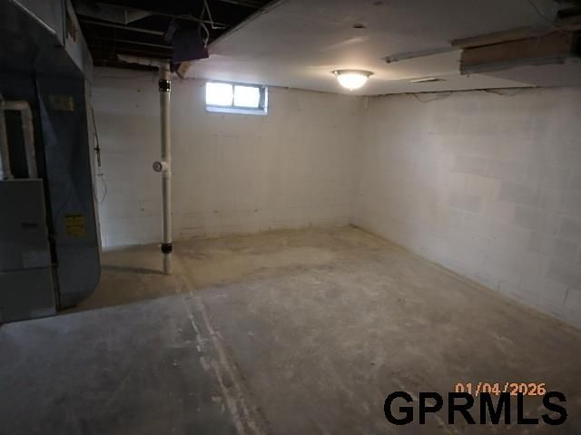 5627 Northwest Drive, Omaha, NE 68104